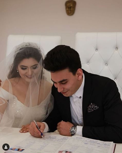 Derin göğüs dekoltesi takipçilerini çıldırttı! Ünlü fenomen Hanife Gürdal'ın dekolteli pozları - Resim: 1