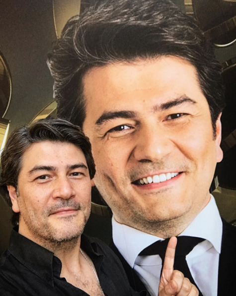 Bekçi açıkladı 'Vatan Şaşmaz'ın mezarına geceleri gizemli...' - Resim: 4