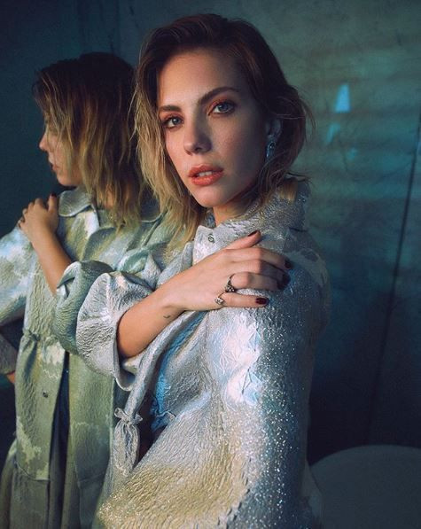 FOX TV'nin entrikalı dizisi Yasak Elma'nın yıldızı Eda Ece küvet pozlarıyla ortalığı salladı - Resim: 4