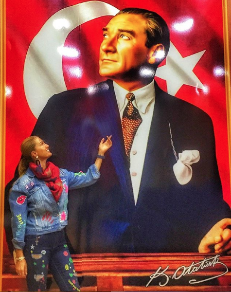 Tuğba Özay eski partisi CHP'yi eleştirdi değişim şart - Resim: 0