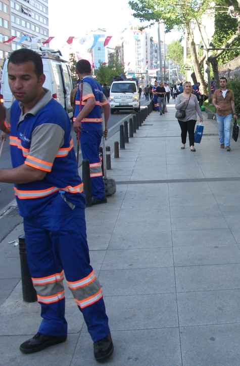 Önce yürüdüler, sonra temizlediler - Resim: 1