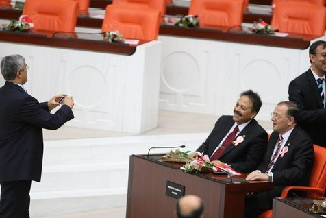 Yeni Meclis'ten renkli görüntüler - Resim: 1
