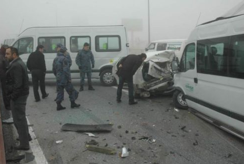 25 araç birbirine girdi - Resim: 2