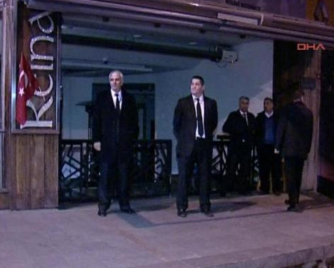 34 şehidi umursamadı bile! - Resim: 2