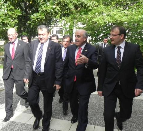 Arınç temel atma törenine katıldı - Resim: 1