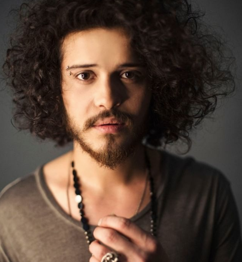 O Ses Türkiye şampiyonu Emre Sertkaya yıllar sonra o dizide ortaya çıktı - Resim: 2