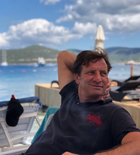 Kaya Çilingiroğlu'nun uçaktaki 'hostes' tepkisi olay oldu skandal kalça paylaşımını sildi - Resim: 4