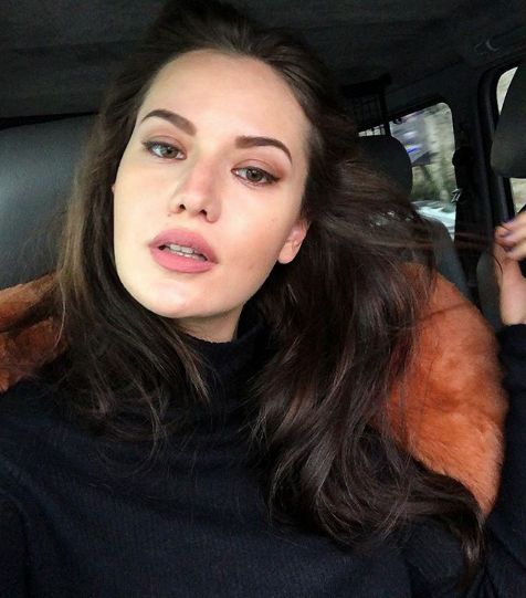 Doğum yapacak olan Fahriye Evcen'e doktorundan kötü haber - Resim: 3