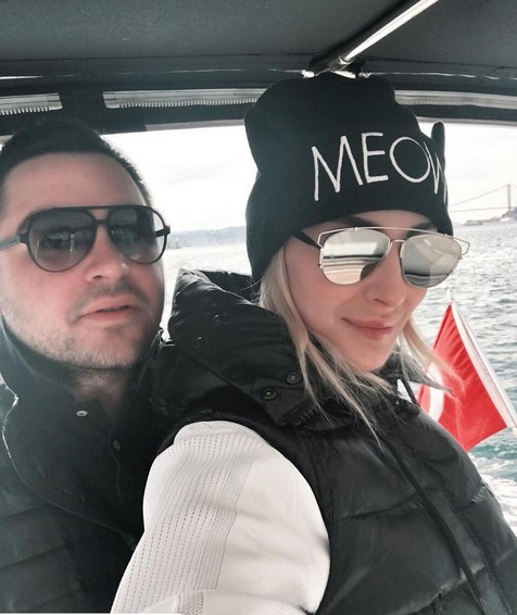 Sabancıların istenmeyen gelini! Ruh eşi Hacı Sabancı ama... - Resim: 2