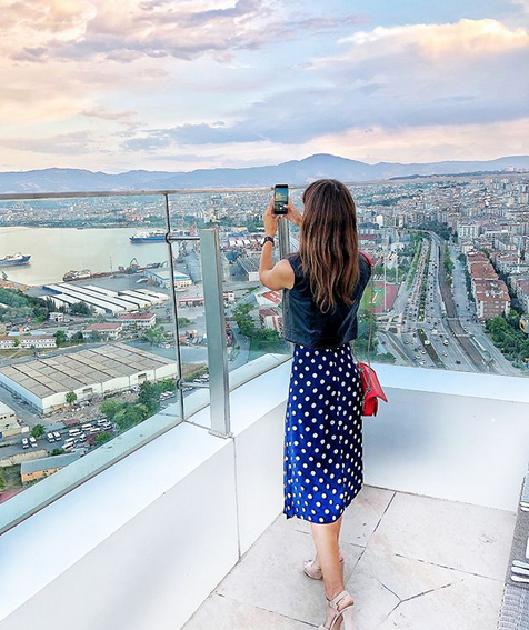 Samsun'u Rus güzelleri tanıtırsa! Attıkları her kare olay - Resim: 4