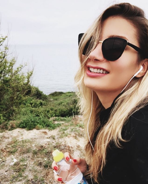 İrem Derici'den şok haber hastaneye götürüldü tedavi altına alındı! - Resim: 1