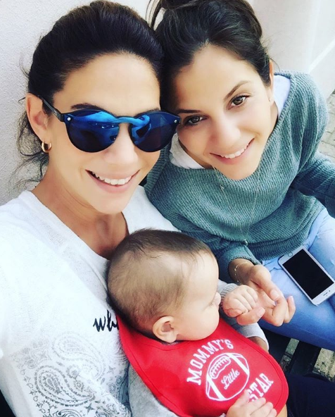 Arka Sokaklar'ın 'Melek Komiseri' ile UTC'nin 'Manikürcü Esra'sı kardeş - Resim: 3