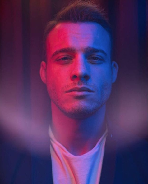 Serenay Sarıkaya'dan ayrılan Kerem Bürsin '16 milyon kadın' adı altında paylaştı! Takdir topladı - Resim: 1