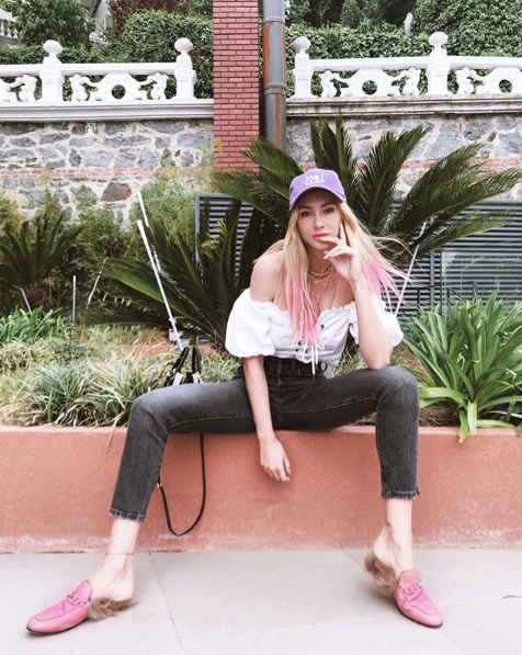 125 bin TL nafaka yetmedi! Şeyma Subaşı kıyafetlerini satışa çıkardı - Resim: 4