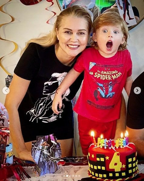 Didem Uzel ailesini toplayıp ABD'den Türkiye'ye kaçtı durum felaket diyor - Resim: 2