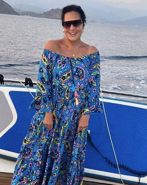 Türkan Şoray 20 kilo birden verdi tekne pozlarıyla dillere düştü - Resim: 4