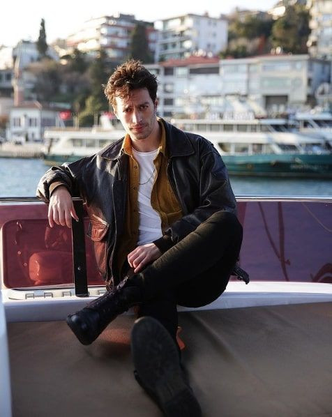 Feyyaz Şerifoğlu ile Ajda Pekkan arasındaki gerçek şoke etti Camdaki Kız'ın başrolü... - Resim: 3