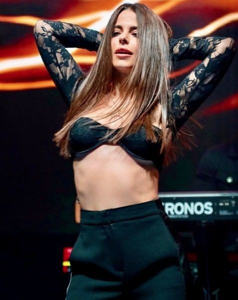 Simge Sağın apar topar hastaneye kaldırıldı ameliyata alındı - Resim: 1