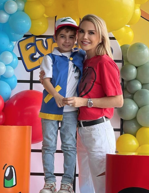 Ece Erken takipçisinin yorumuna ateş püskürdü ''Ne istiyorsunuz öleyim mi?'' - Resim: 4