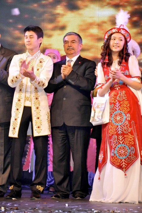 Türkçe olimpiyatlarına muhteşem açılış - Resim: 1