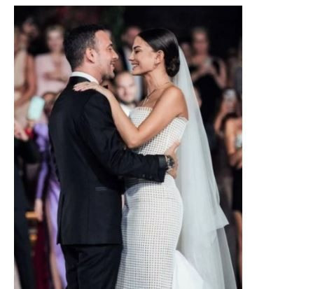 Demet Özdemir pembe bikinisiyle poz verdi! Eski eşi Oğuzhan Koç bakın neye kızdı... - Resim: 3