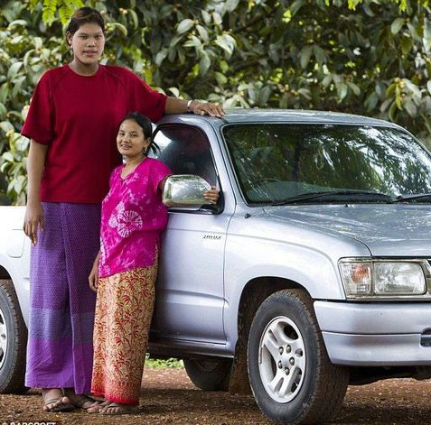 2 metre 10 santimlik dev kız - Resim: 3