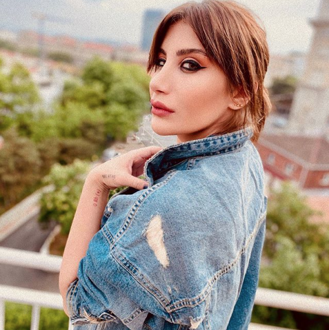 Sahne ücretlerini paylaşmıştı! Yıldız Tilbe bu sefer Twitter'dan İrem Derici'ye şarkı verdi! - Resim: 4