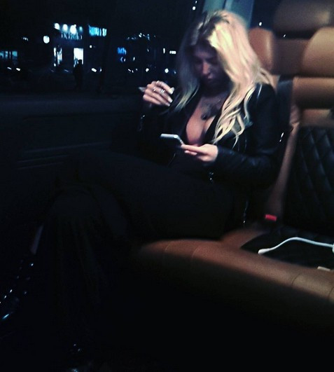 Nihal Candan'ın kardeşi Bahar Candan'ın skandal fotoğrafları - Resim: 3