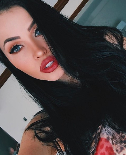 Gören Megan Fox zannediyor böyle benzerlik görülmedi - Resim: 1