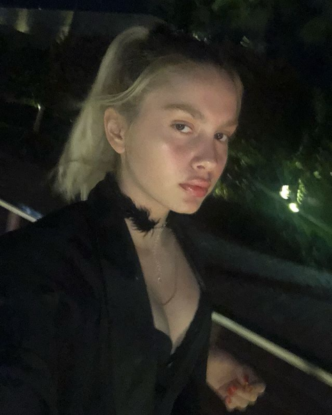 Aleyna Tilki'nin yatak pozu yine olay oldu! Takipçileri ikiye bölündü - Resim: 1