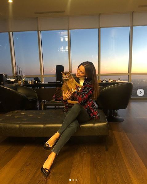 Ebru Şallı tencere tava mutluluk kaynağı! Yüzük çok büyük - Resim: 3