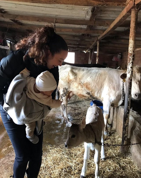 Dünya güzeli olmuştu! Azra Akın'ın Edirne'deki çiftlik hayatı - Resim: 3