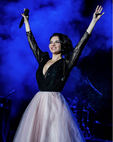 Konya'da sahne alan Göksel kötü günleri Mevlana sayesinde atlatmış - Resim: 1