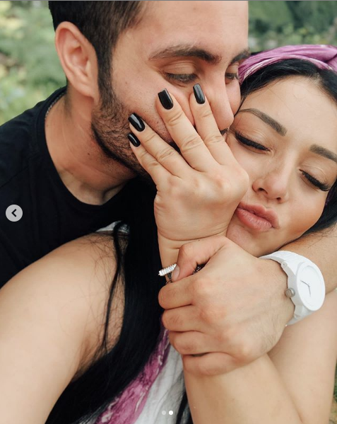 Kısmetse Olur gelini Hazal Babalık aradığı aşkı buldu ikilinin pozlarına beğeni yağdı - Resim: 2