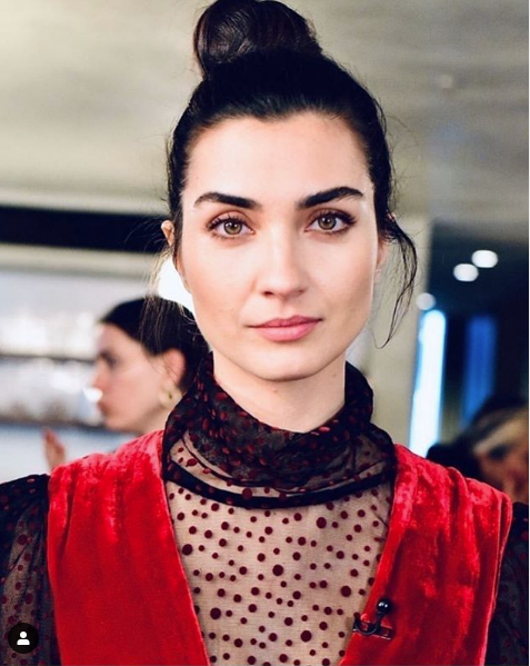 Tuba Büyüküstün'den Engin Akyürek Beren Saat itirafı! ATV Kara Para Aşk'ta oynadılar - Resim: 4