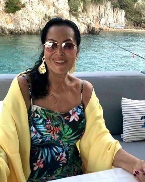 Türkan Şoray 20 kilo birden verdi tekne pozlarıyla dillere düştü - Resim: 3