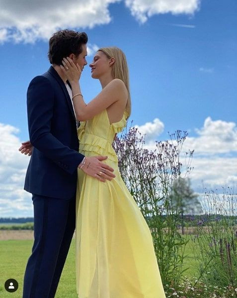 Brooklyn Beckham nişanlısı Nicola Anne Peltz küvette aşka geldi dudak dudağa... - Resim: 4