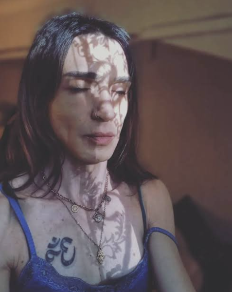 Önce cinsiyet değiştirdi sonra dekolte verdi! Çukur'un Timsah Celal'i o pozlarıyla gündem oldu - Resim: 2