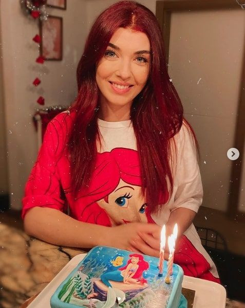 Aslıhan Güner bir yaşına daha girdi Show TV Kuzey Yıldızı İlk Aşk oyuncusu - Resim: 2