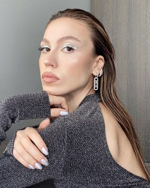 Teknoloji dünyasında kartlar yeniden dağıtıldı Duygu Özaslan'ın mouse reklamı - Resim: 2