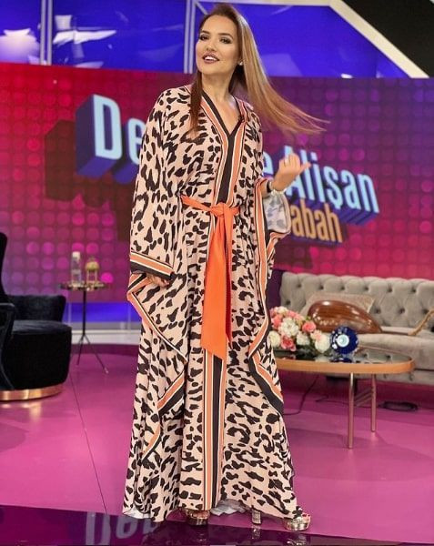 'İntihar haberleri duymak istemiyoruz' Demet Akalın devlet büyüklerine seslendi - Resim: 4