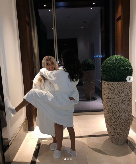 Bahar Candan'ın bomba paylaşımları hız kesmiyor bornozlu - Resim: 3