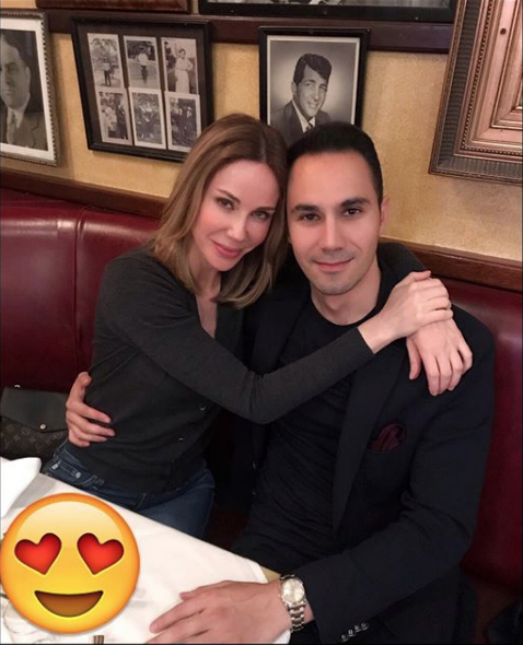 Engel ortadan kalktı! Demet Şener sevgilisi Cenk Küpeli ile evleniyor - Resim: 4