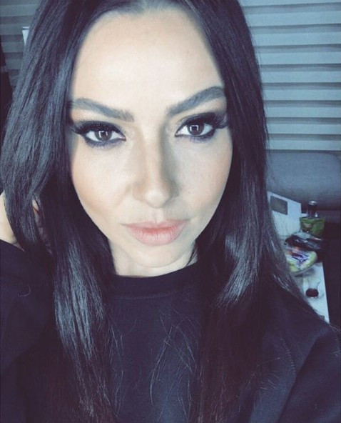 Hadise'nin reklamdan alacağı paraya bakın dudak uçuklattı - Resim: 2