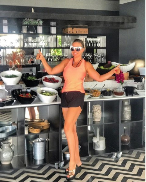 Yeliz Yeşilmen çatır çatır yiyorum dedi öyle bir eleştiri aldı ki... - Resim: 3