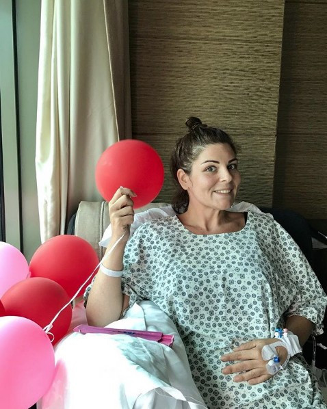 Pelin Öztekin 90 kilo verdi ama ameliyat olmaya doyamadı - Resim: 4