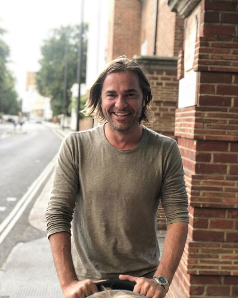 Diriliş Ertuğrul'un ardından Engin Altan Düzyatan imaj yeniledi! 5 Yıl sonra bakın ne yaptı - Resim: 2