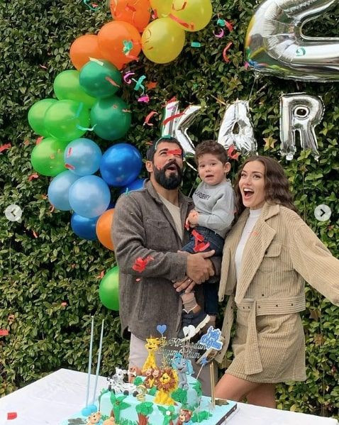 Kuruluş Osman yıldızı Burak Özçivit ve Fahriye Evcen oğullarının doğum günü kutladı - Resim: 3