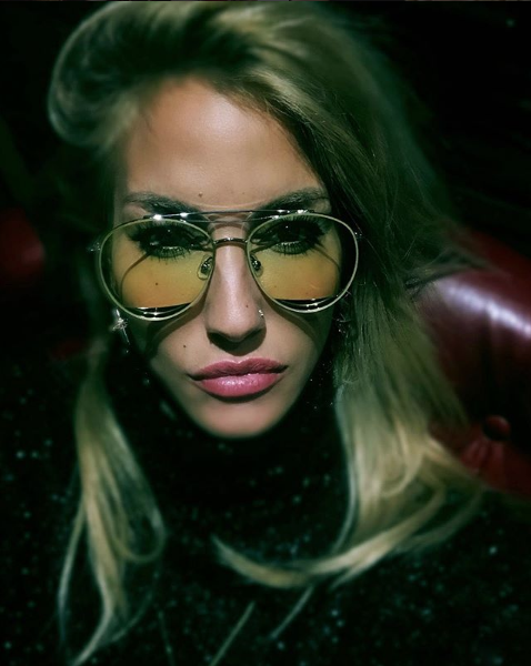 Çağla Şikel'in başı fena dertte! Hapsi isteniyor... - Resim: 4