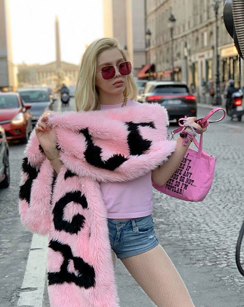 Aleyna Tilki 'Artık benim de defom var' deyip paylaştı! Sosyal medyada olay oldu - Resim: 3